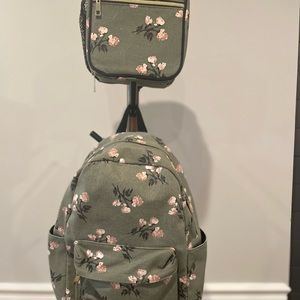 Pottery Barn Teen Emily Merritt Backpack and lunchbox set